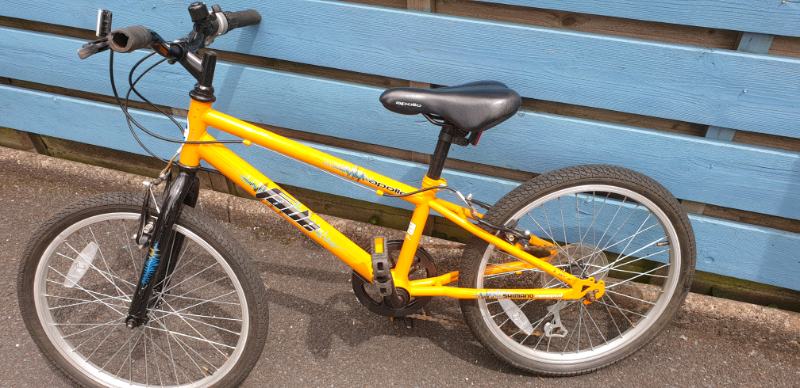 apollo fade bike